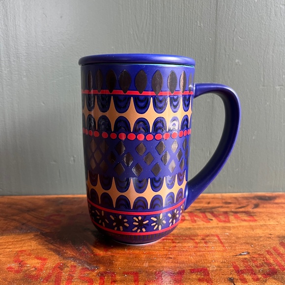 David's Tea Colour Changing Mug with Lid - Picture 1 of 5